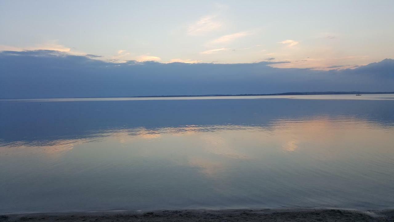 Beztroski Zakatek Nowe Guty Exteriör bild
